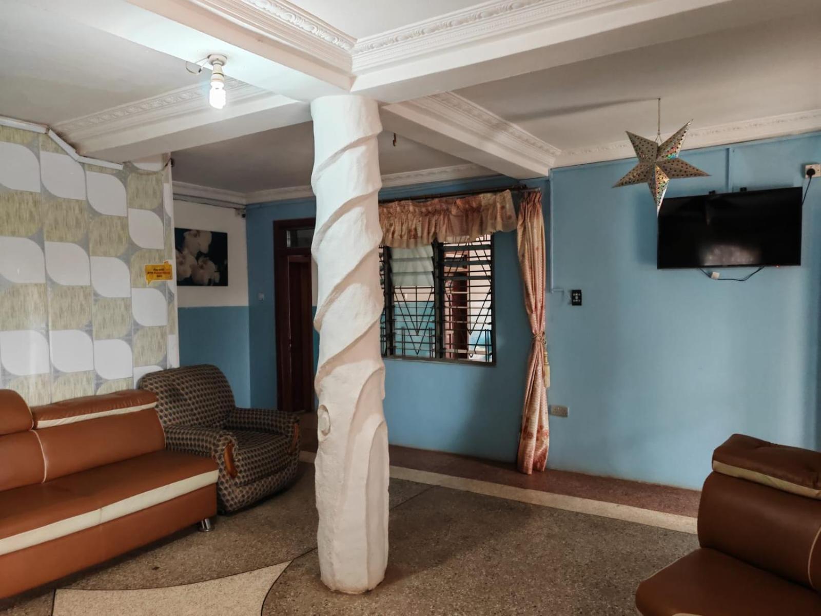 Elizz Guest House Janman 外观 照片