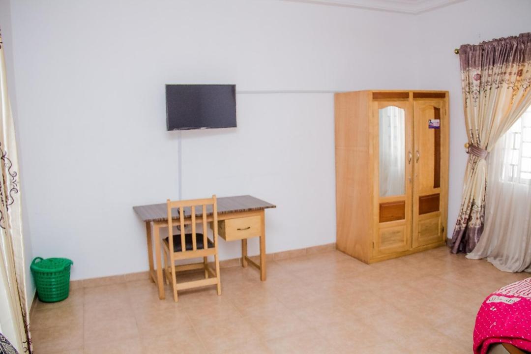 Elizz Guest House Janman 外观 照片